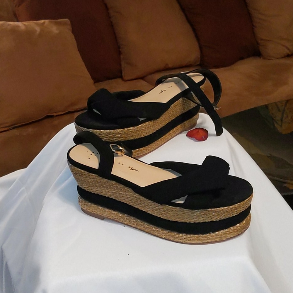 Free People Vegan platform sandals